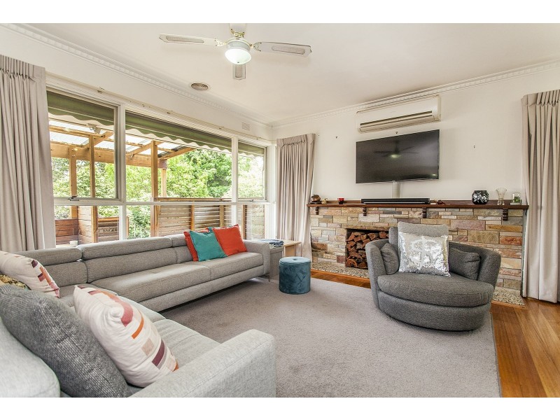 8 Old Kent Road, Mooroolbark VIC 3138