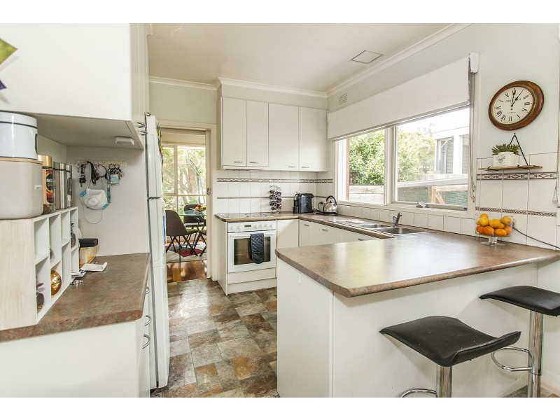 8 Old Kent Road, Mooroolbark VIC 3138