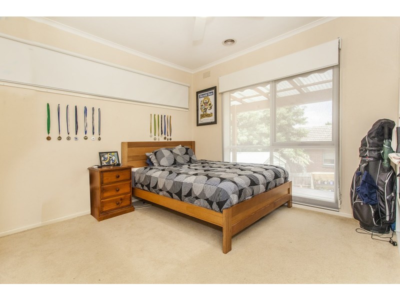 8 Old Kent Road, Mooroolbark VIC 3138