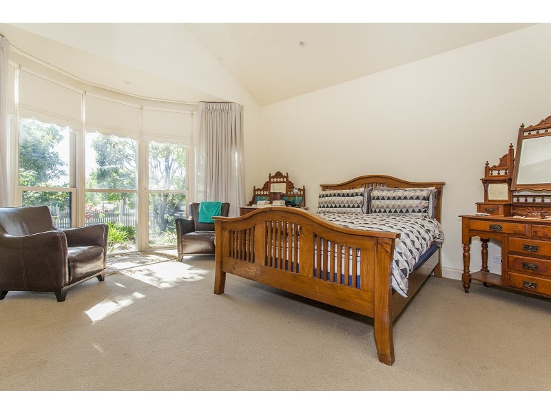 108 Mount View Parade, Croydon VIC 3136