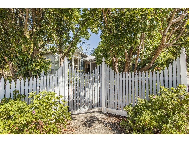 108 Mount View Parade, Croydon VIC 3136