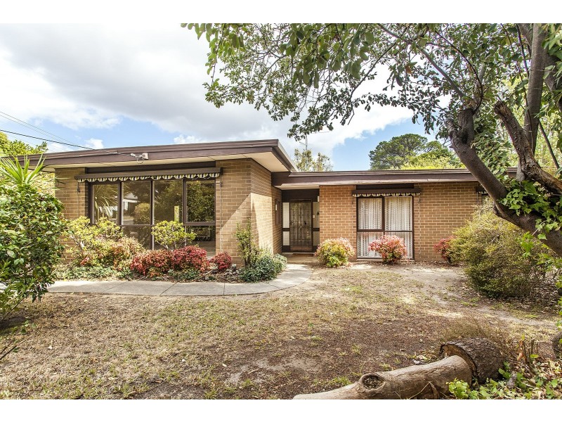 1 Narool Court, Croydon VIC 3136