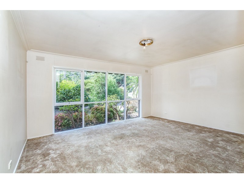 1 Narool Court, Croydon VIC 3136