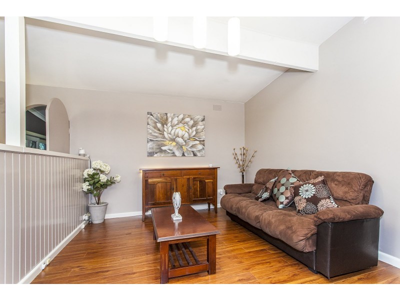 112 Mount View Parade, Croydon VIC 3136