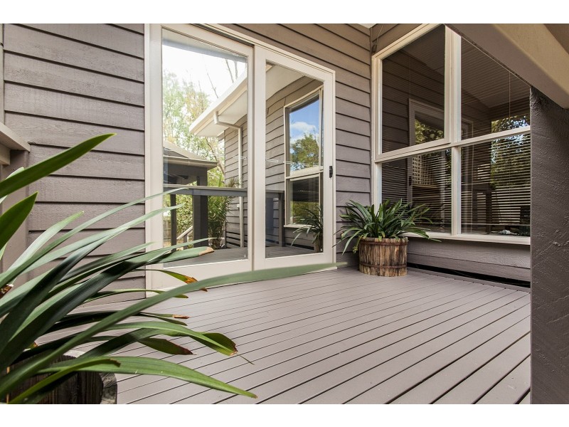 112 Mount View Parade, Croydon VIC 3136