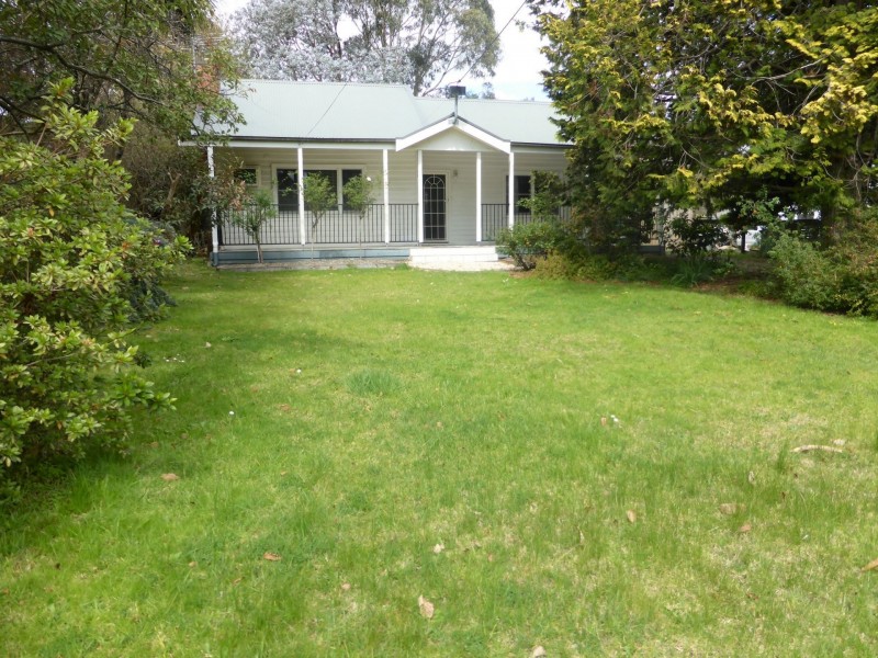 10 Walker Road, Montrose VIC 3765