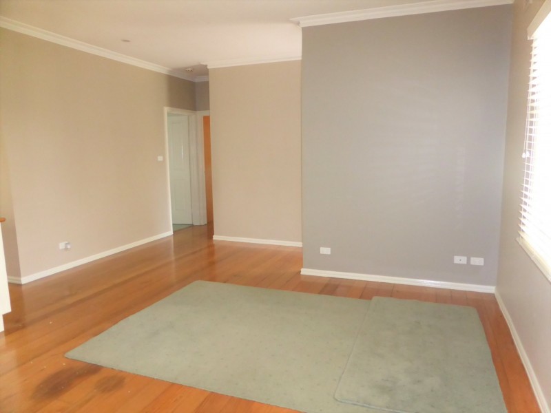 10 Walker Road, Montrose VIC 3765