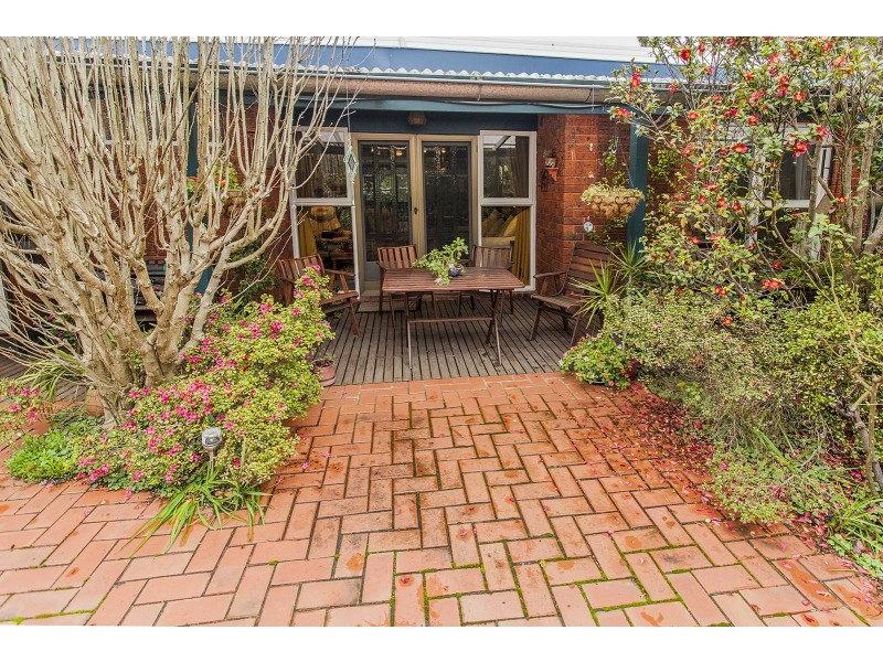 7 Moomba Court, Croydon VIC 3136