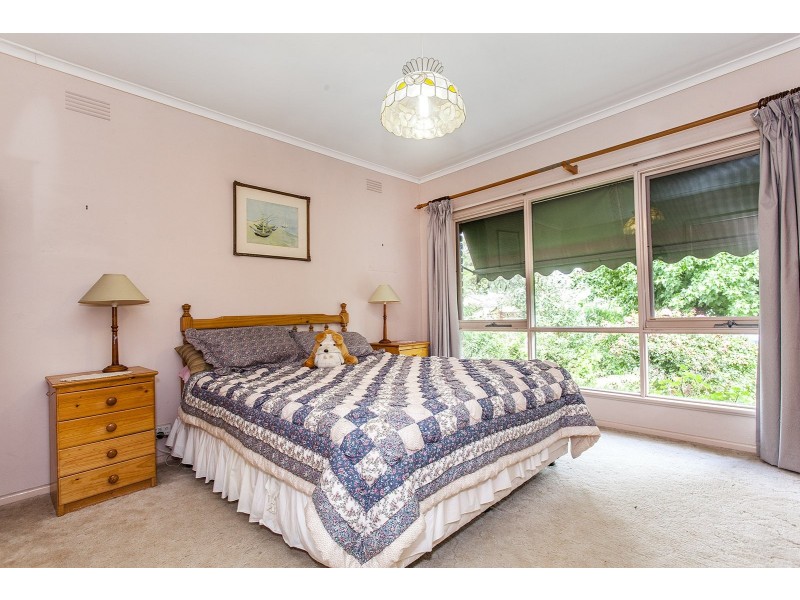 7 Morelle Court, Mooroolbark VIC 3138