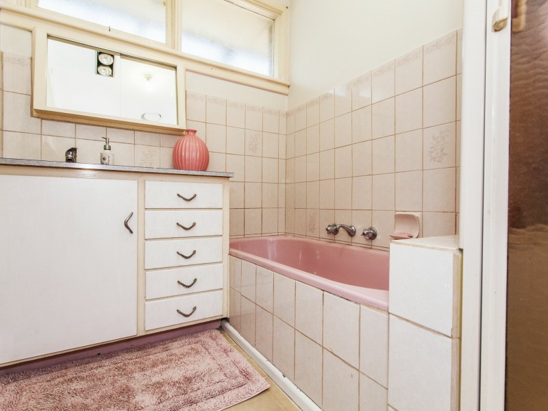 11 Kalimna Street, Mooroolbark VIC 3138