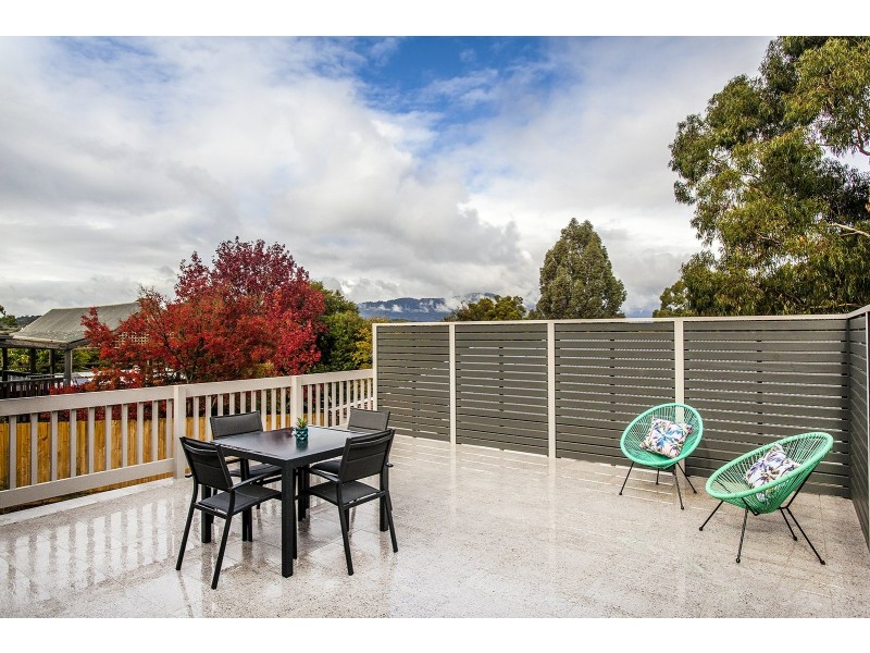 6 Coolaroo Court, Mooroolbark VIC 3138