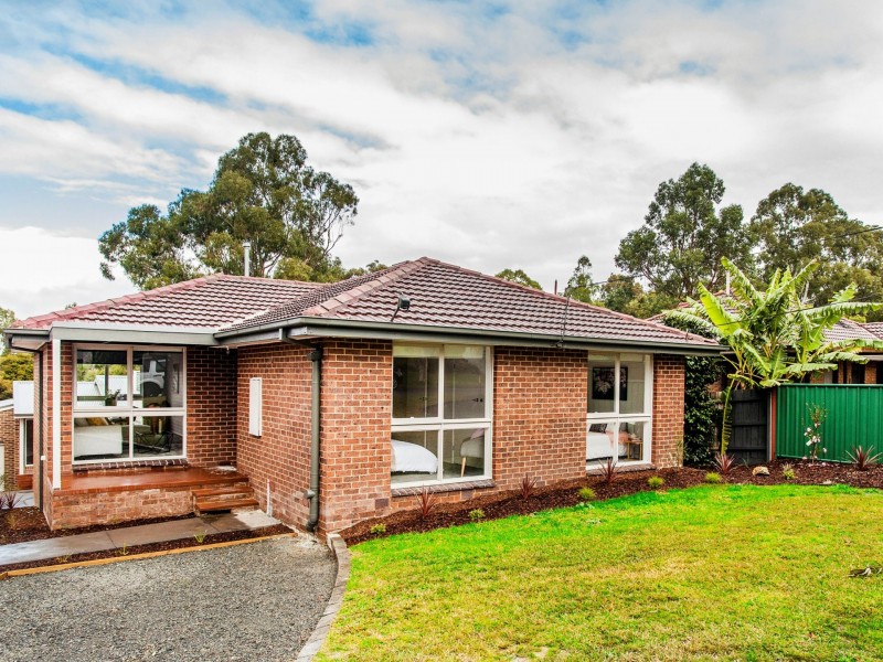 6 Coolaroo Court, Mooroolbark VIC 3138