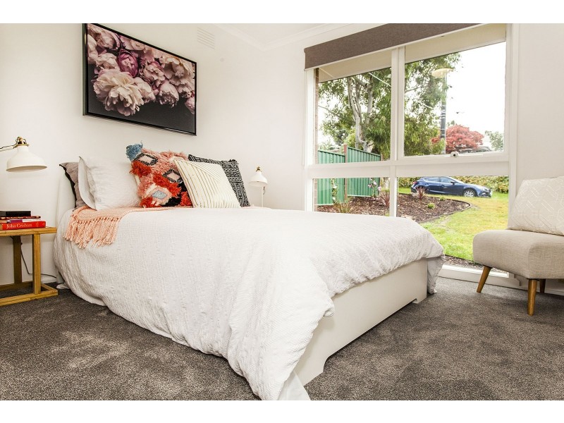 6 Coolaroo Court, Mooroolbark VIC 3138