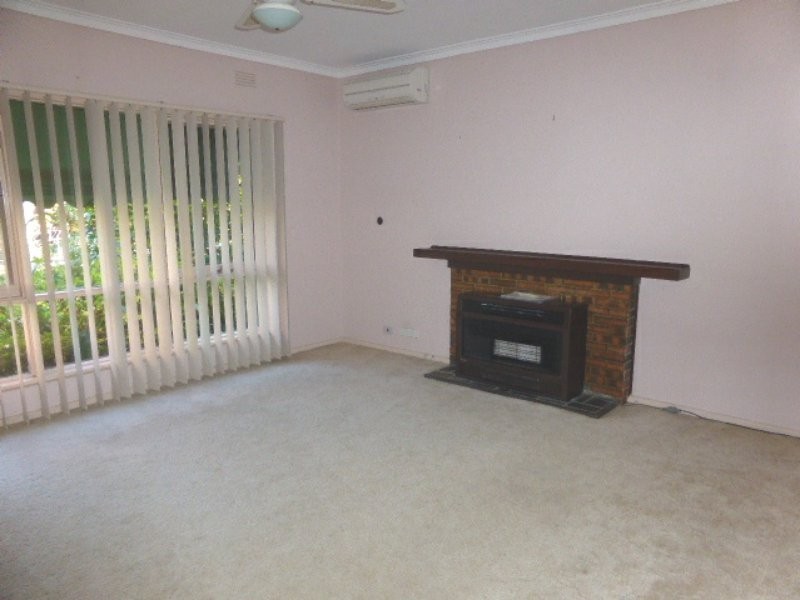 7 Morelle Court, Mooroolbark VIC 3138