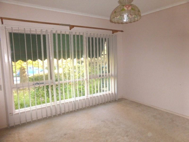 7 Morelle Court, Mooroolbark VIC 3138