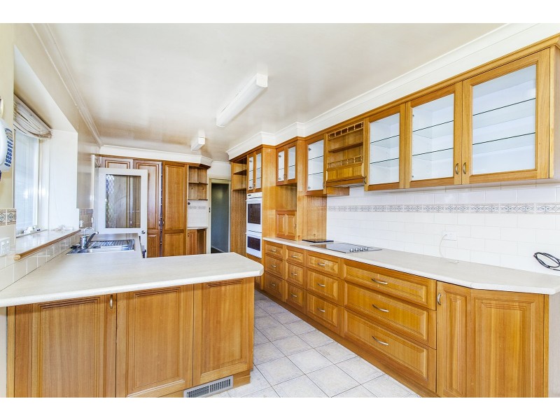 106 Cambridge Road, Kilsyth VIC 3137