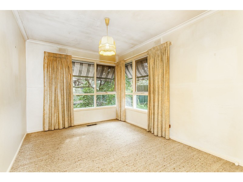 106 Cambridge Road, Kilsyth VIC 3137