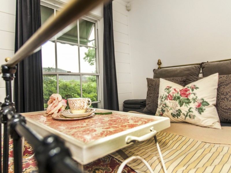 27 Cambridge Road, Mooroolbark VIC 3138