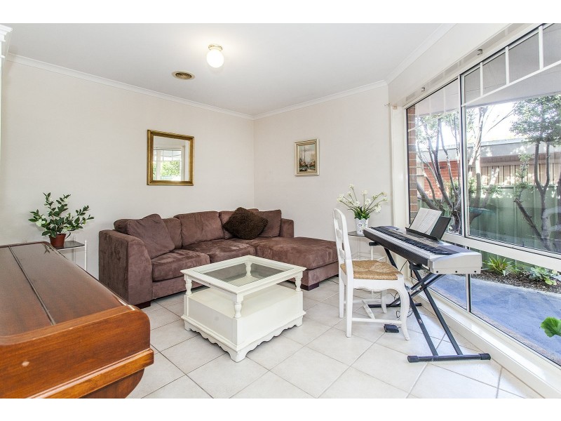 3 Dunoon Street, Mooroolbark VIC 3138