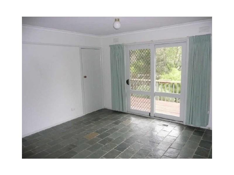 22 Currawong Road, Montrose VIC 3765