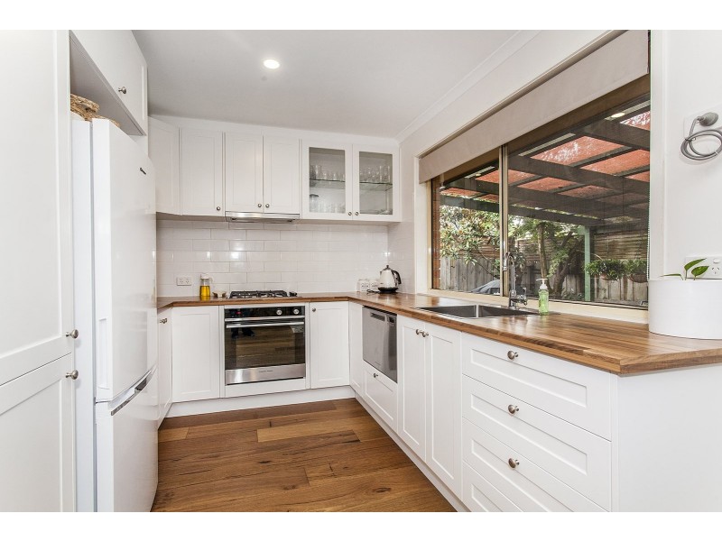 16 Skye Court, Bayswater North VIC 3153