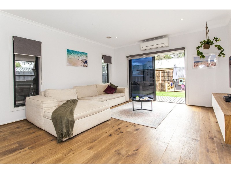 4 Robyns Way, Montrose VIC 3765