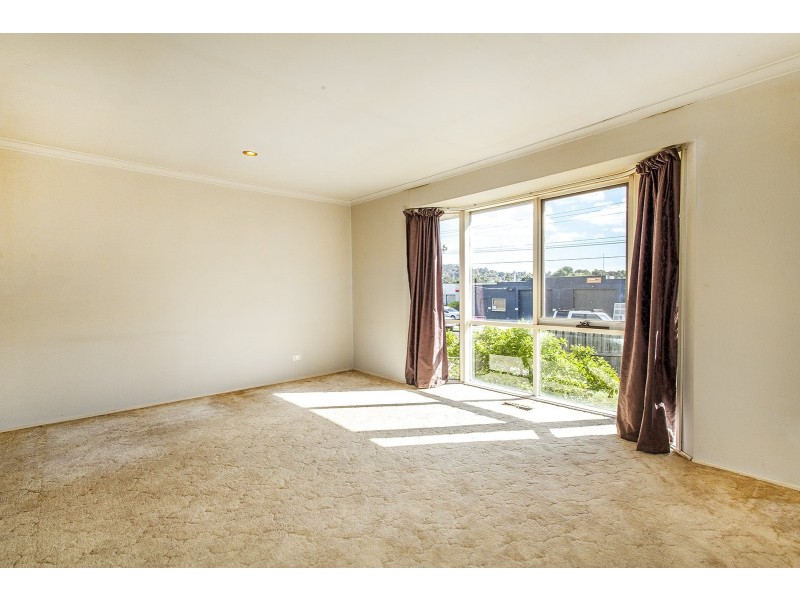 Unit 1/43 Taylors Road, Croydon VIC 3136