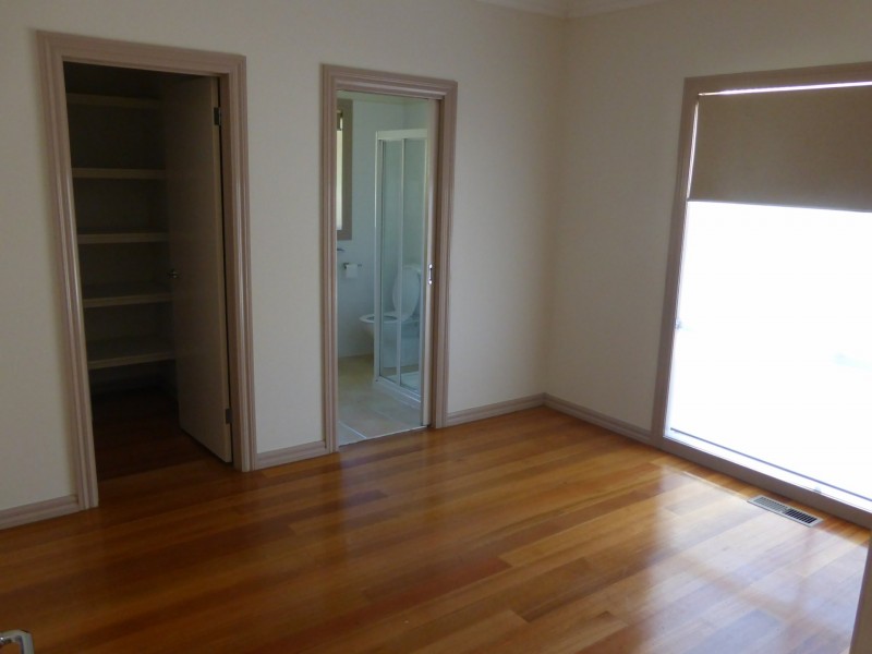 139a Lincoln Road, Croydon VIC 3136