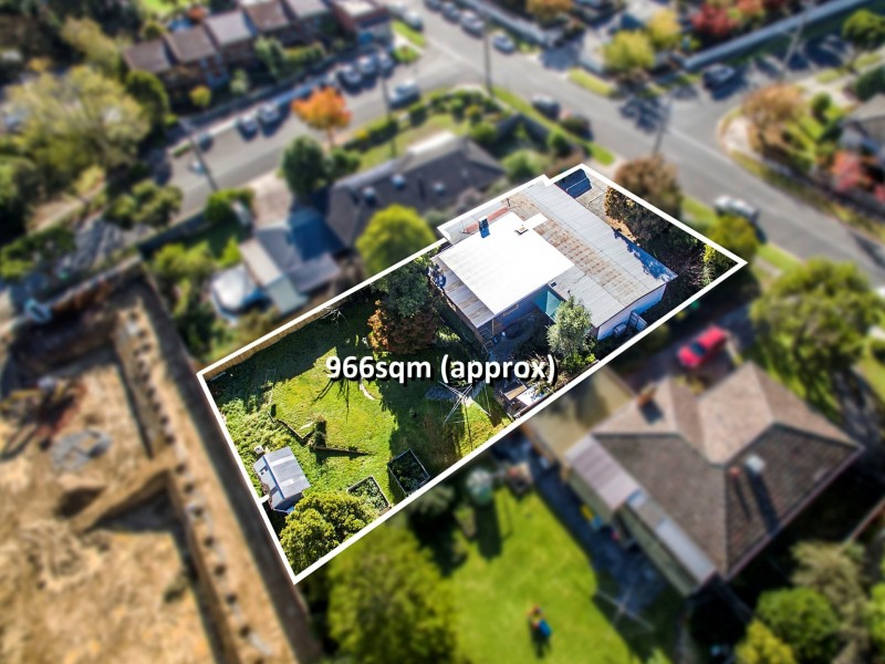 21 Woodville Road, Mooroolbark VIC 3138