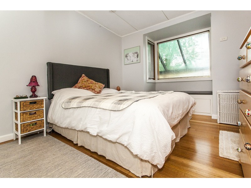 21 Woodville Road, Mooroolbark VIC 3138