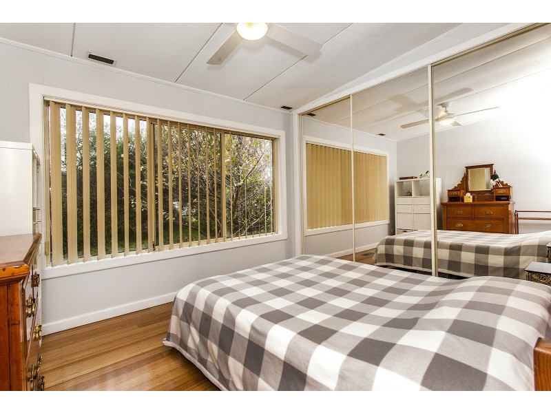 21 Woodville Road, Mooroolbark VIC 3138