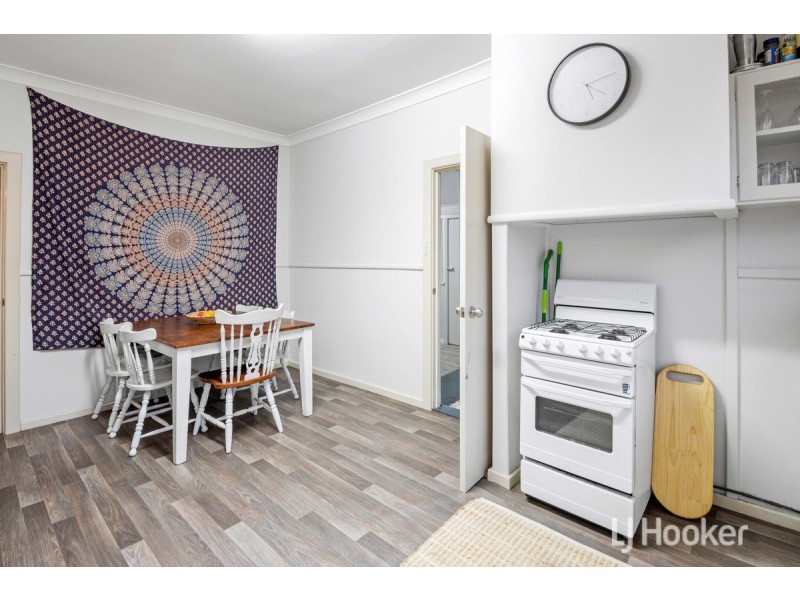 16a Diane Crescent, Mooroolbark VIC 3138
