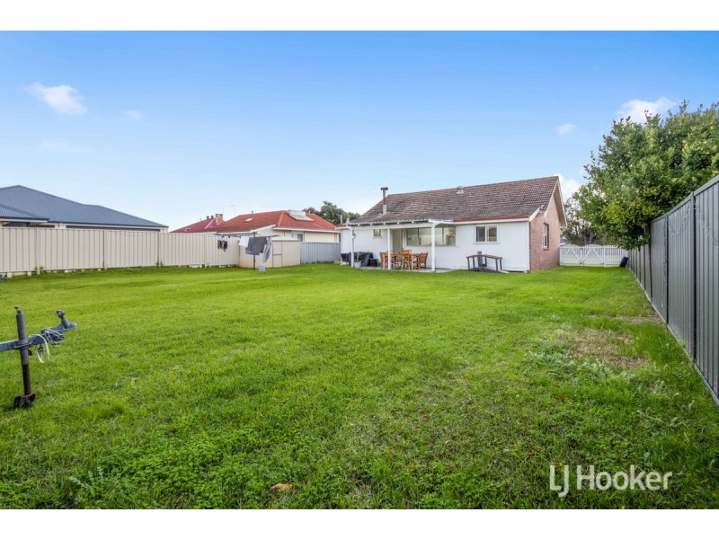 16a Diane Crescent, Mooroolbark VIC 3138