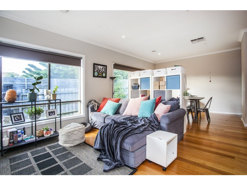 16a Diane Crescent, Mooroolbark VIC 3138
