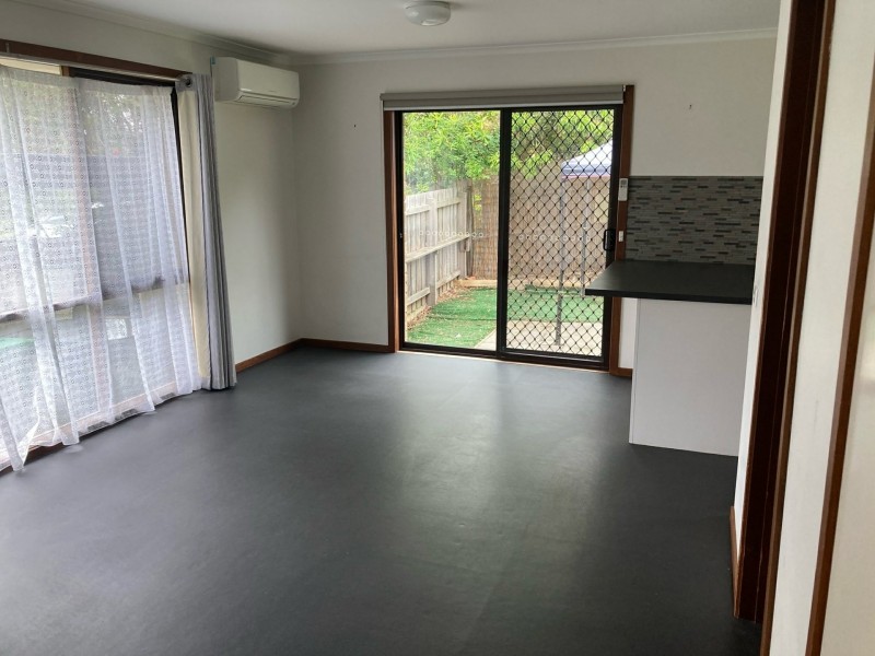 6 Statesman Crescent, Mooroolbark VIC 3138