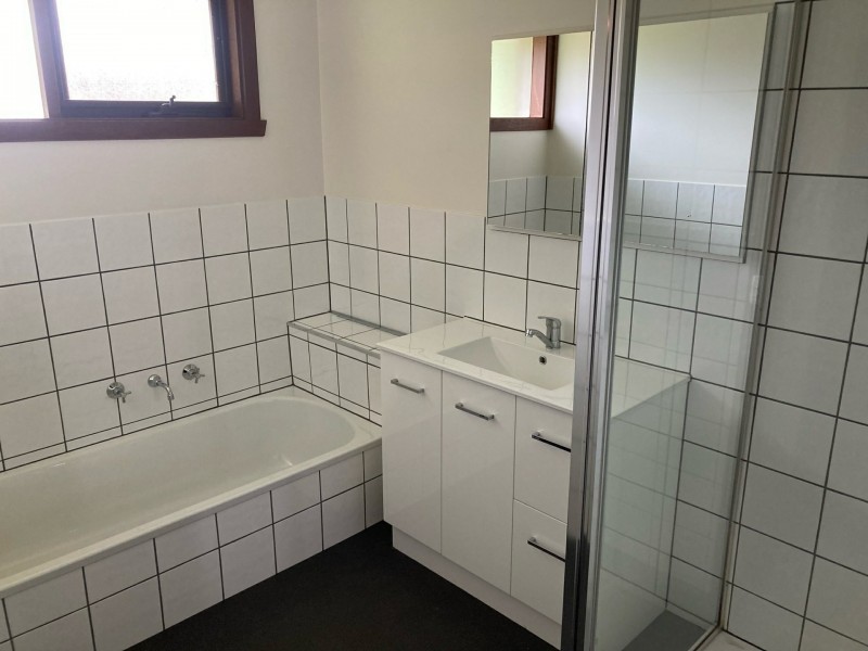 6 Statesman Crescent, Mooroolbark VIC 3138