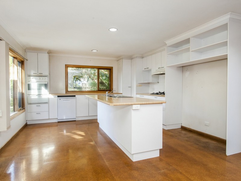 1/2 Cherry Court, Mitcham VIC 3132