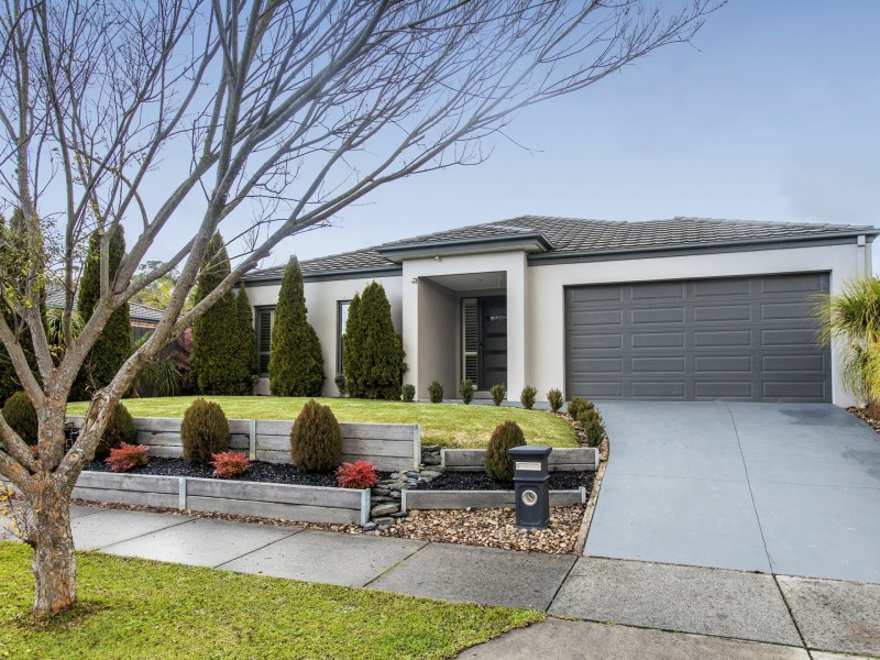 28 Tudor Drive, Mooroolbark VIC 3138