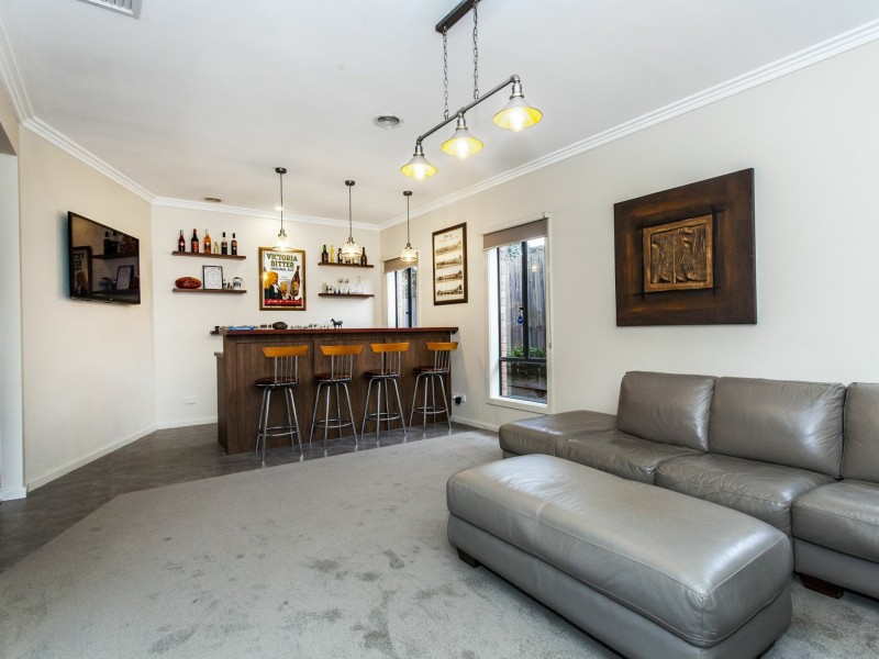 28 Tudor Drive, Mooroolbark VIC 3138