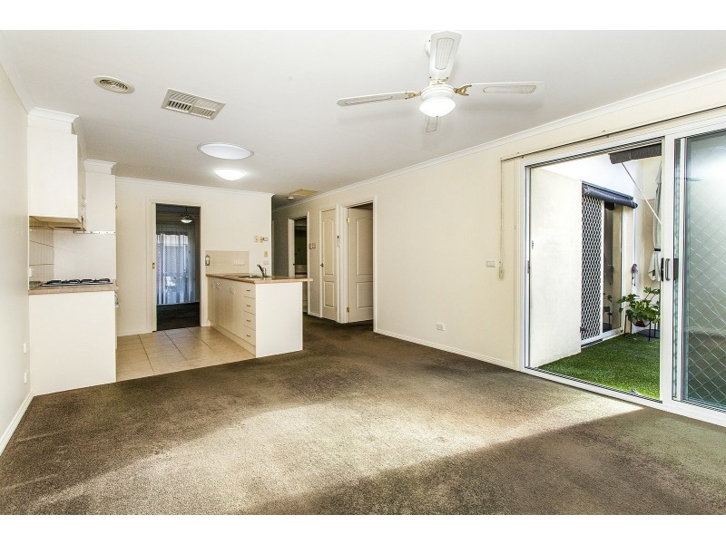 11/5 Pleasant Street, Kilsyth VIC 3137