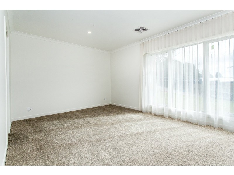 2 Potters Rise, Lilydale VIC 3140