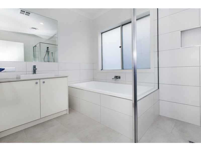 2 Potters Rise, Lilydale VIC 3140