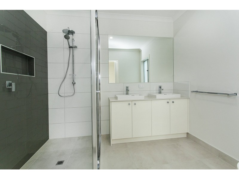 2 Potters Rise, Lilydale VIC 3140