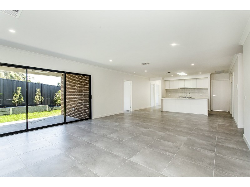 2 Janson Place, Lilydale VIC 3140