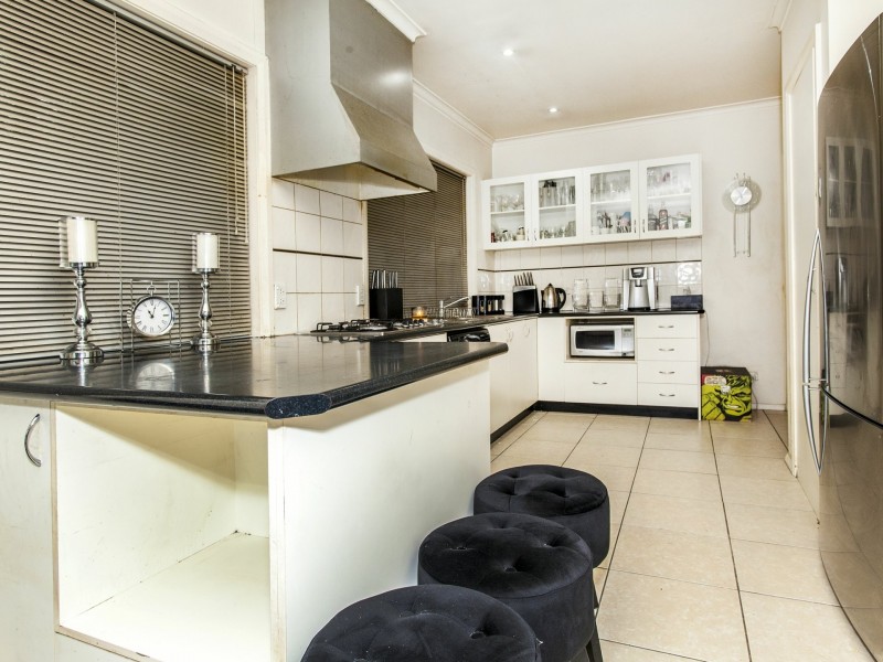 154 Hull Road, Mooroolbark VIC 3138