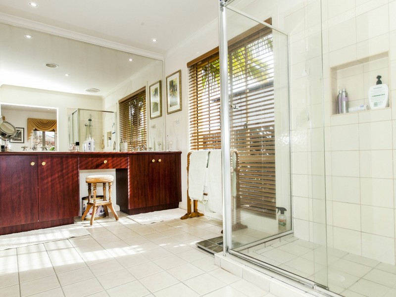 74 Blue Ridge Drive, Mooroolbark VIC 3138