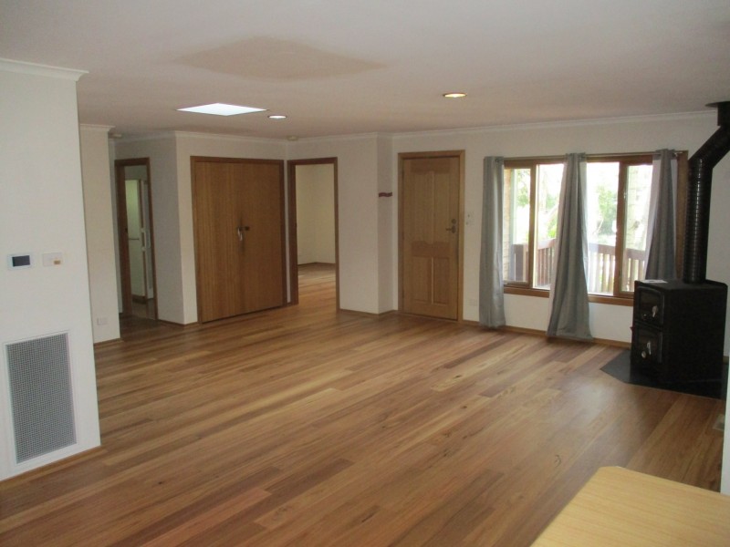 1/2 Cherry Court, Mitcham VIC 3132