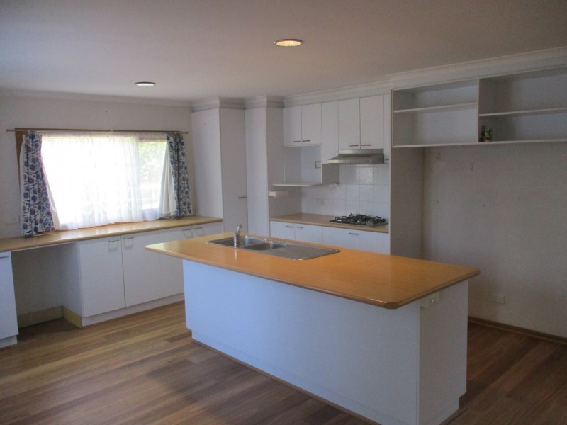 1/2 Cherry Court, Mitcham VIC 3132