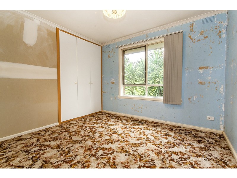 25 Glen Dhu Road, Kilsyth VIC 3137
