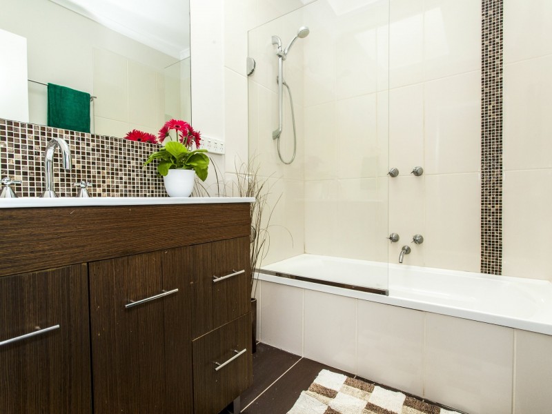 24 Landscape Drive, Mooroolbark VIC 3138